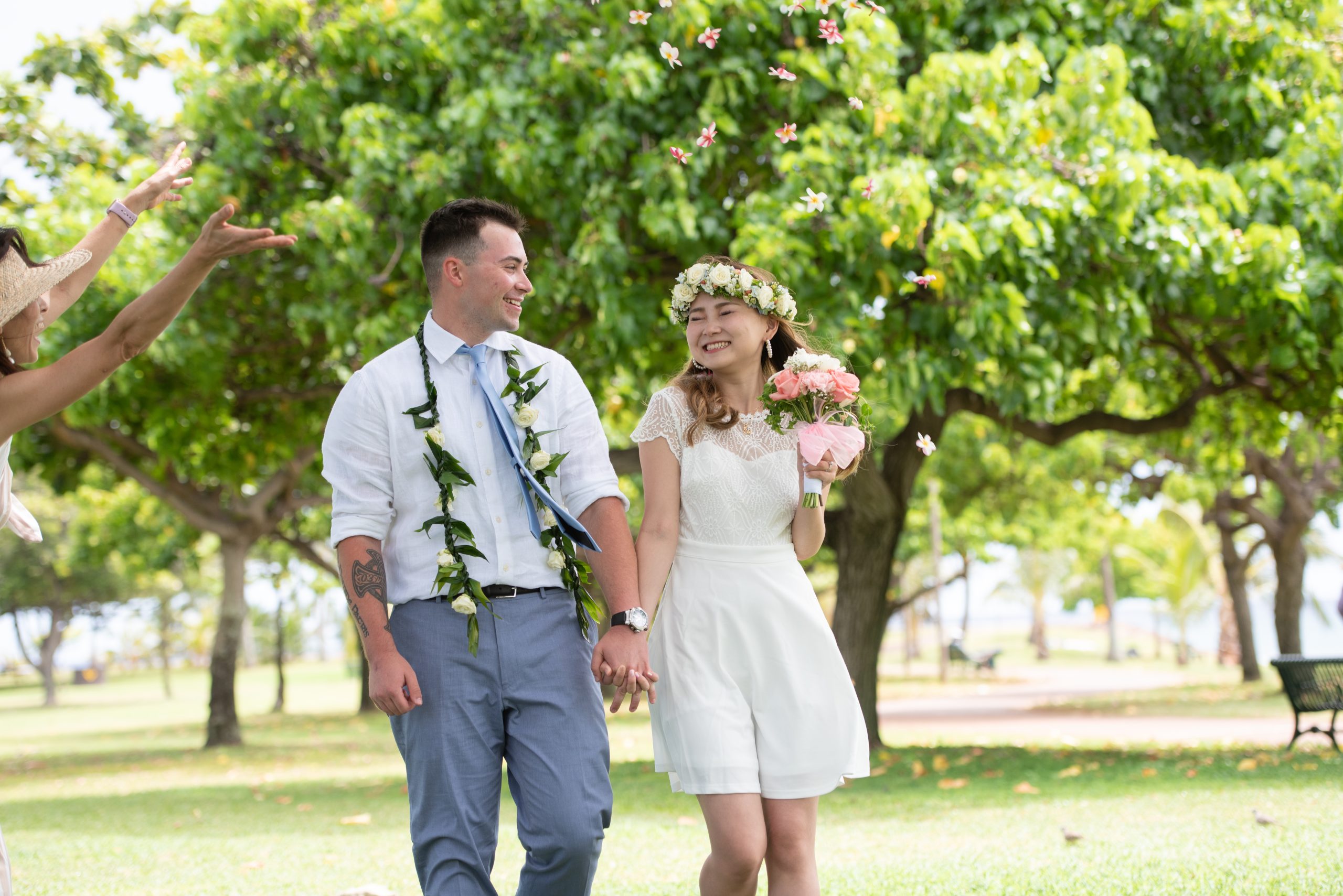 role of hawaii wedding officiant