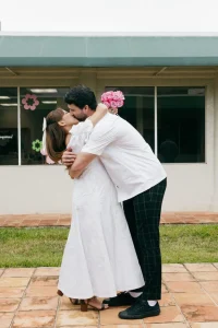 Hawaii courthouse wedding