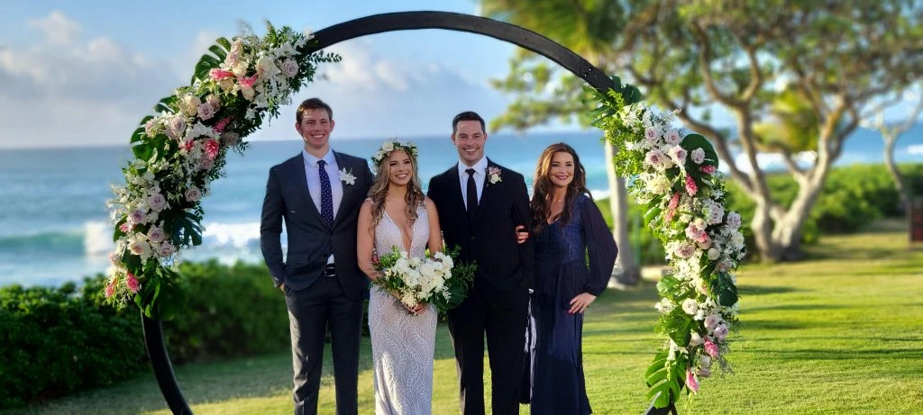 Hawaii micro wedding
