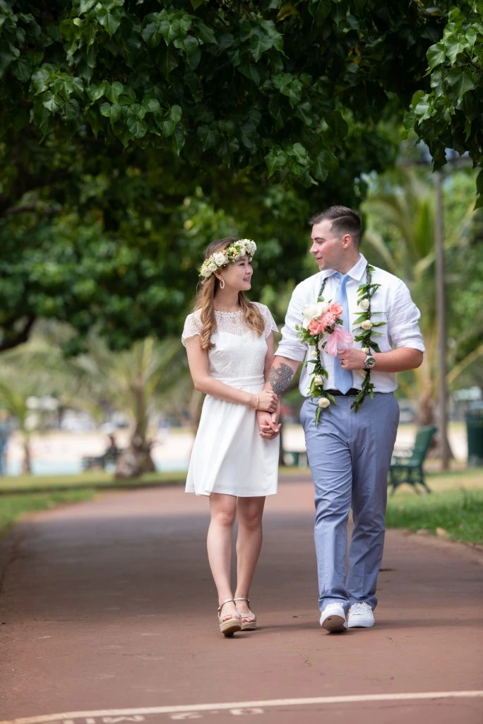 Wedding Officiant In Hawaii