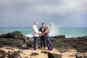Hawaii vow renewal