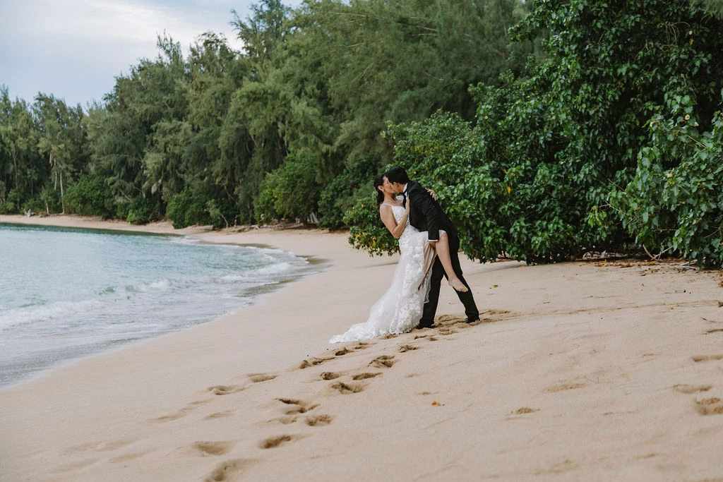 Hawaii elopement