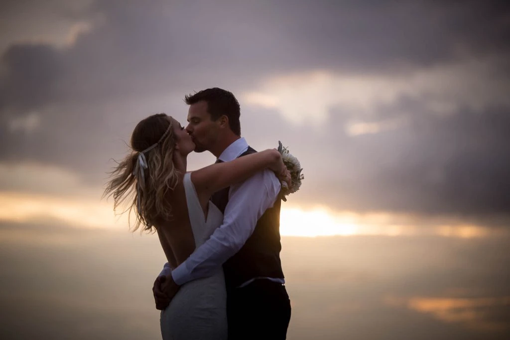 Honolulu Sunset Elopement