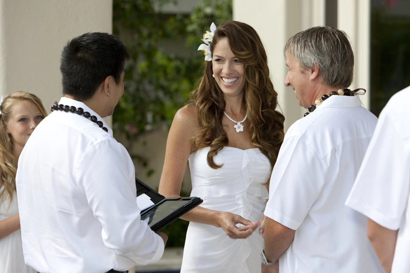 Hawaii Wedding Minister and Officiant