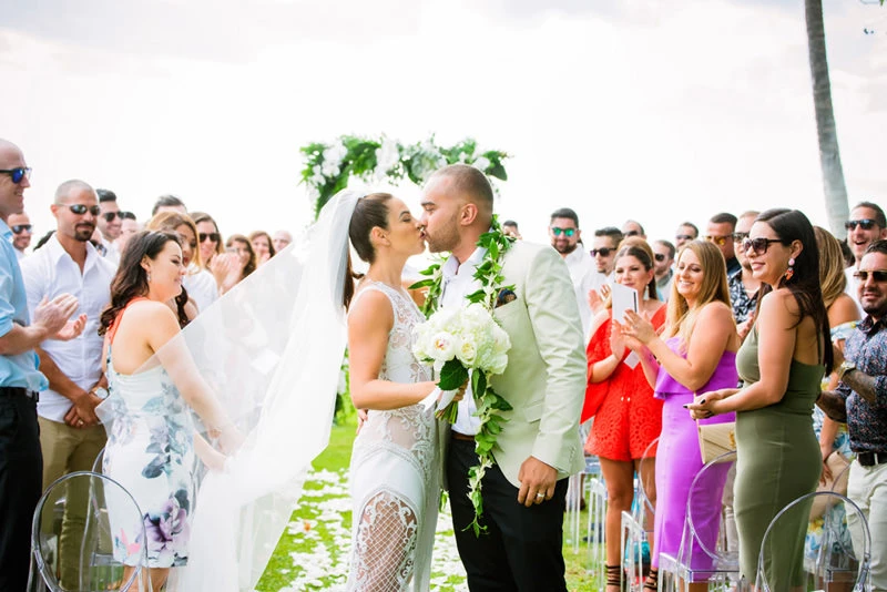 Destination Wedding at Lanikuhonua Hawaii